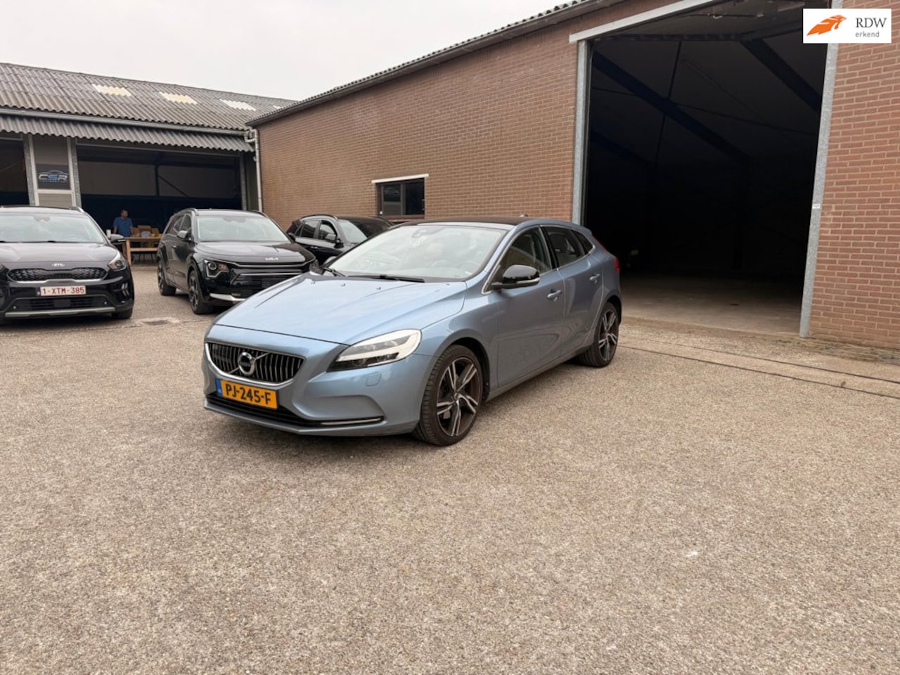 Volvo V40 - 2.0 T2 Nordic 2.0 T2 Nordic+ - AutoWereld.nl