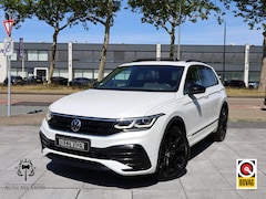 Volkswagen Tiguan - 1.4 TSI eHybrid 2x R-Line 245PK | Panodak | Leer | 360° | Memory | Keyless | Black Style |