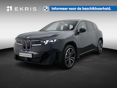 BMW iX3 - 40 eDrive M Sportpakket Pro | Innovation Pack | Panoramadak | Driving Assistant Plus | Har