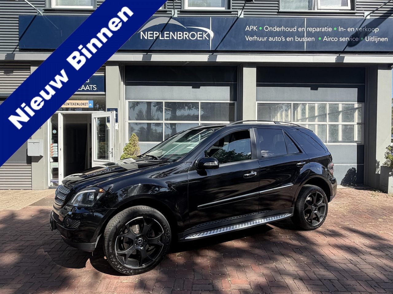 Mercedes-Benz M-klasse - 350 Youngtimer Bj 2005 3500kg trekken 4x4 Navi,trekhaak,Cruise,Cv - AutoWereld.nl