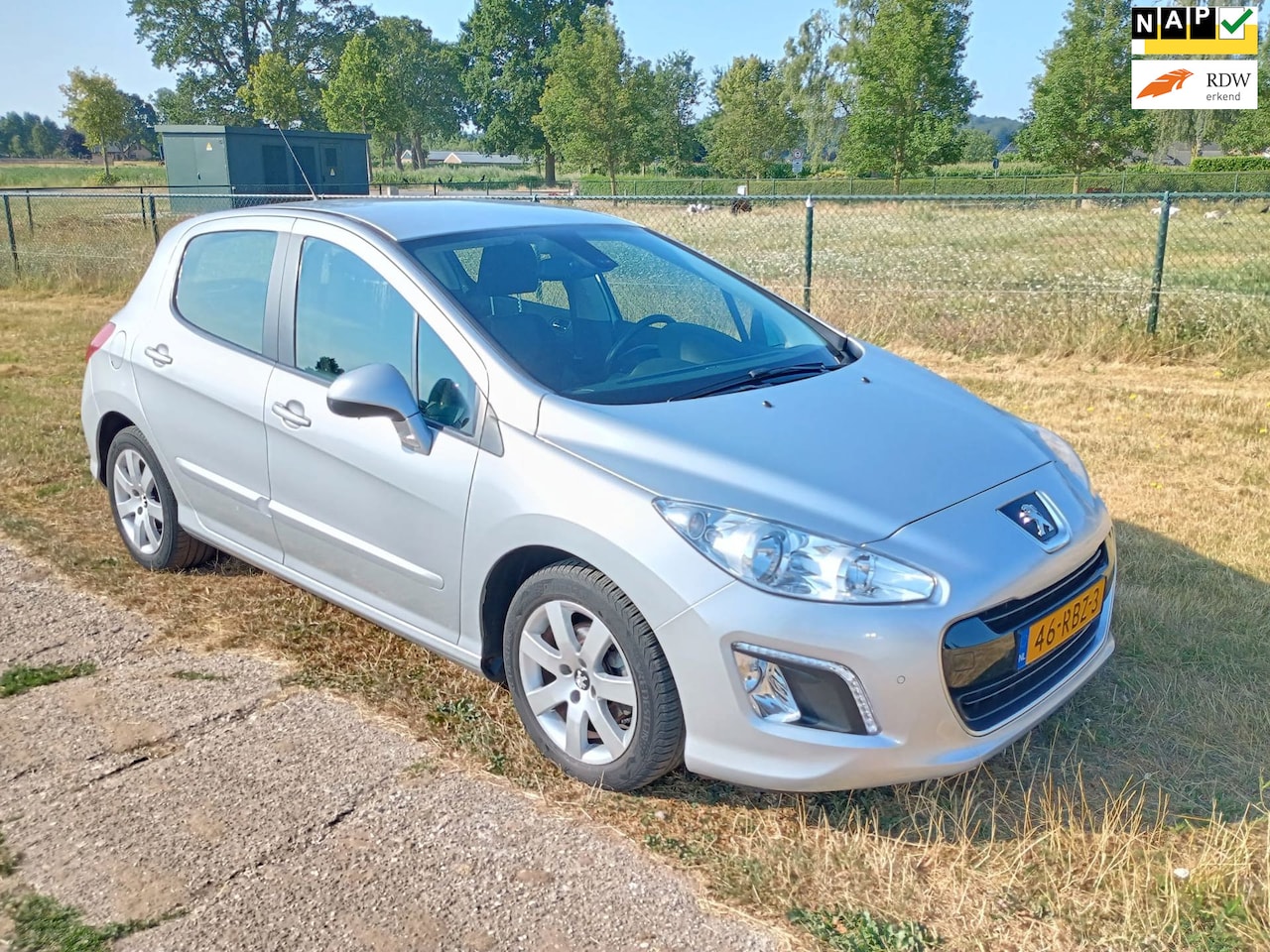 Peugeot 308 - 1.6 VTi Active AUTOMAAT LAGE TELLERSTAND - AutoWereld.nl