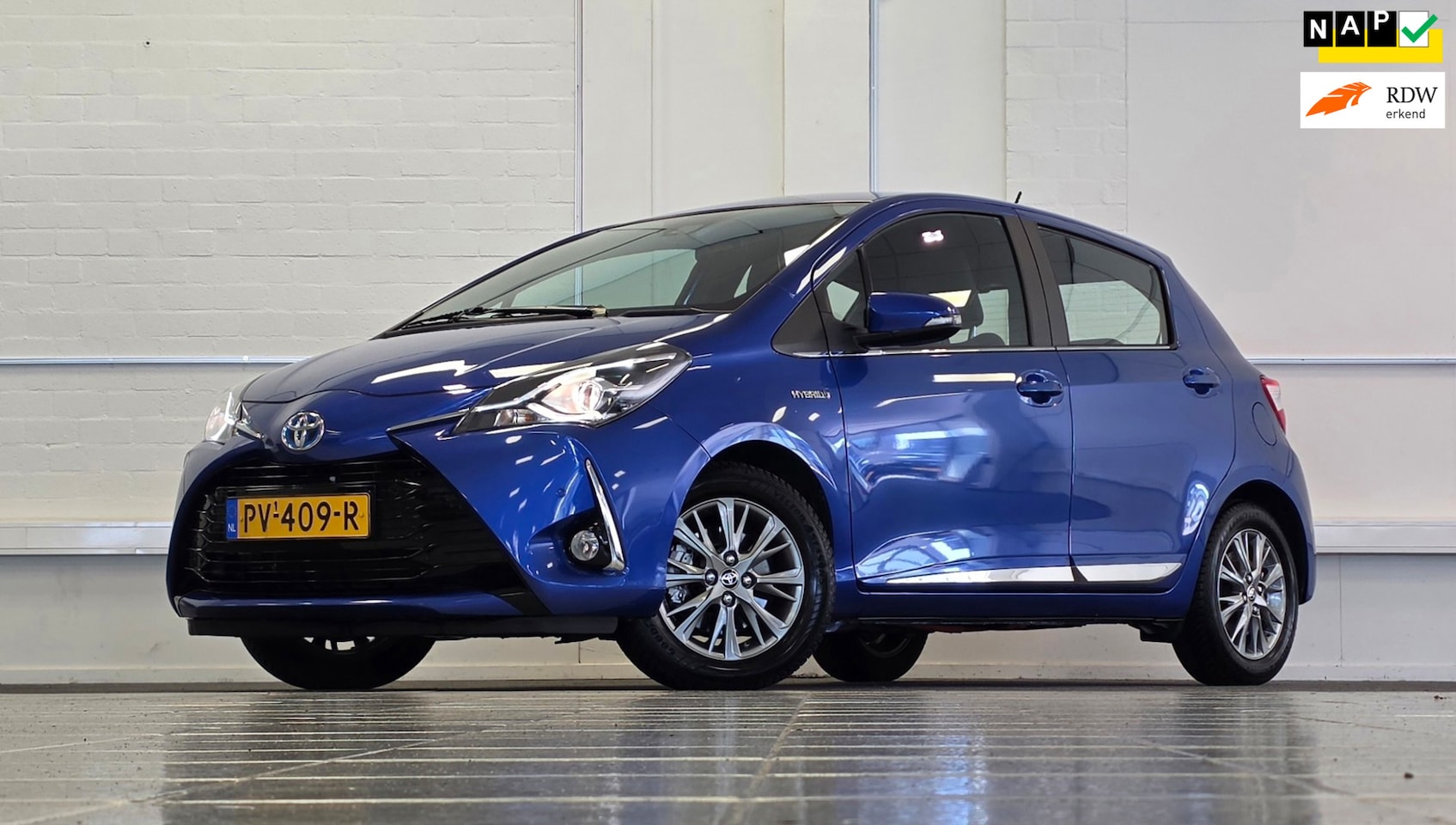 Toyota Yaris - 1.5 Hybrid Executive 2e Eigenaar Camera Navigatie Garantie Mooi! - AutoWereld.nl