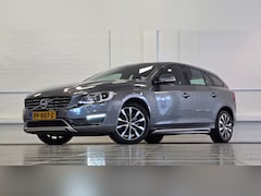 Volvo V60 - 1.5 T3 Polar+ Dynamic Trekhaak Leer Navi Xenon Parkeerhulp