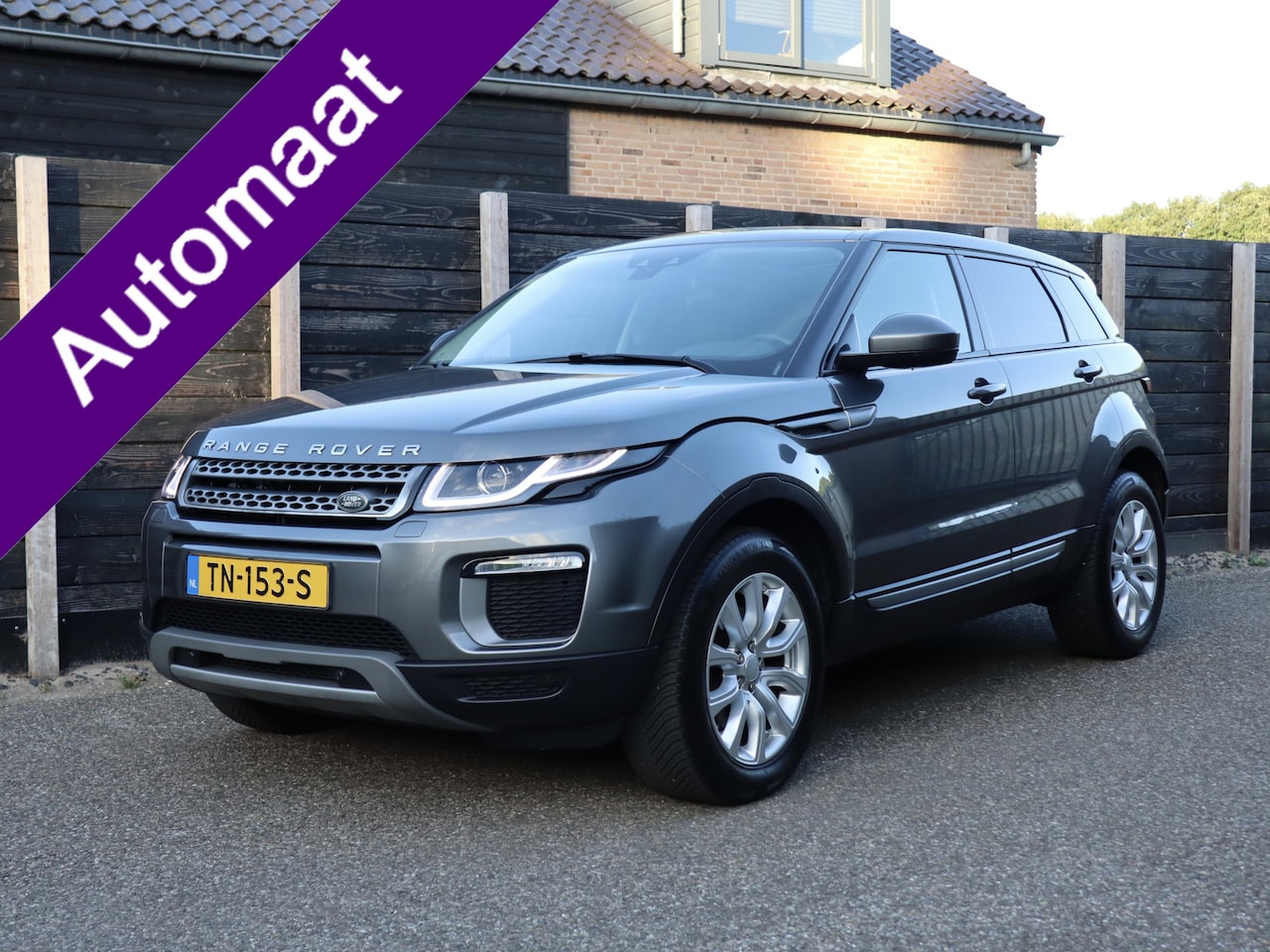 Land Rover Range Rover Evoque - 2.0 TD4 SE Dynamic pano | leder | LED - AutoWereld.nl