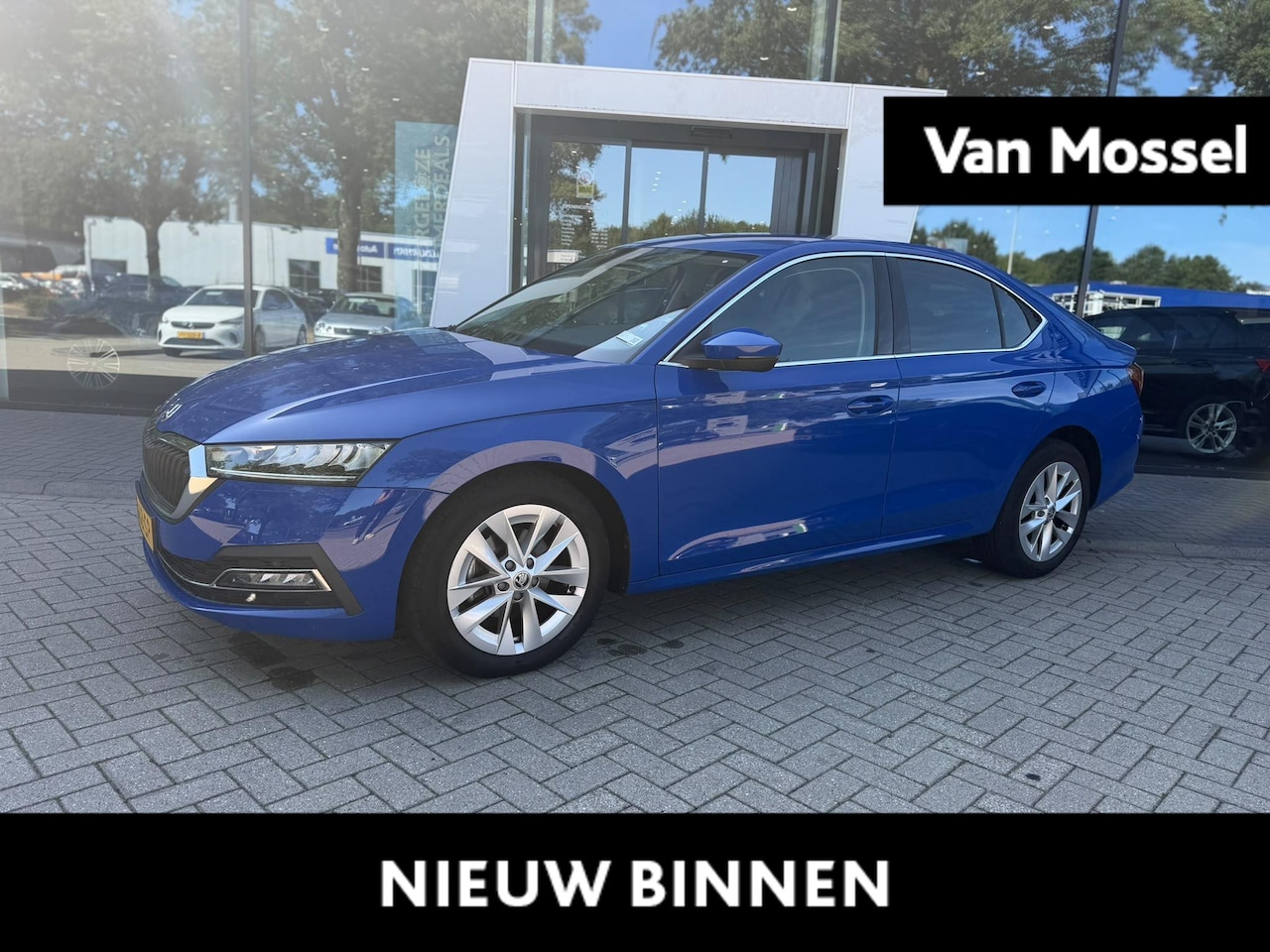 Skoda Octavia - 1.0 TSI Business Edition Plus | WORDT VERWACHT | ACHTERUITRIJCAMERA | STOELVERWARMING | CL - AutoWereld.nl