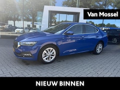 Skoda Octavia - 1.0 TSI Business Edition Plus | WORDT VERWACHT | ACHTERUITRIJCAMERA | STOELVERWARMING | CL