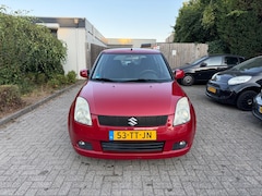 Suzuki Swift - 1.5 Exclusive