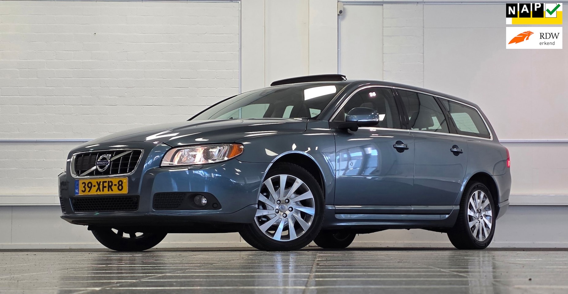 Volvo V70 - 1.6 T4 Summum 1.6 T4 Summum - AutoWereld.nl