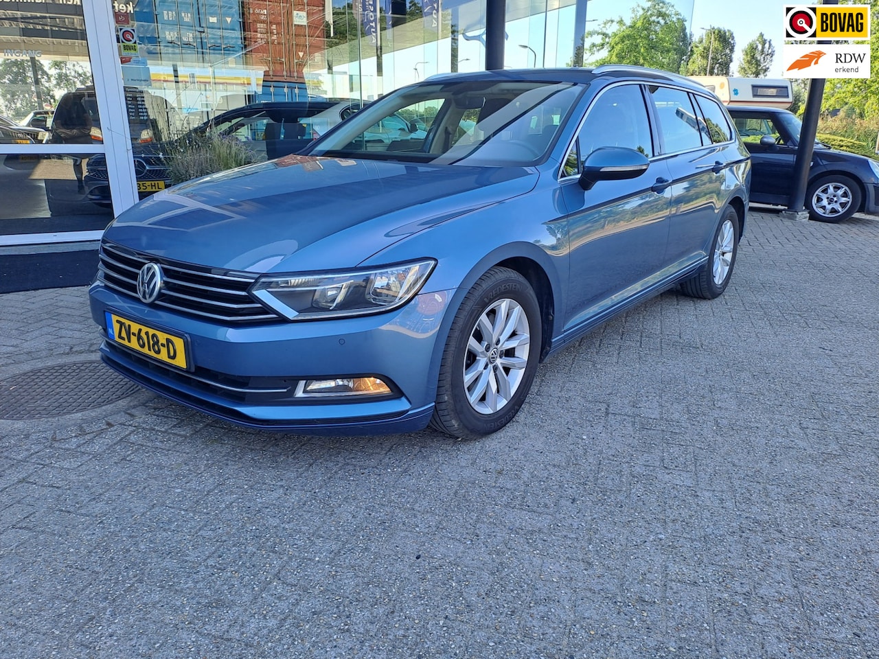 Volkswagen Passat Variant - 1.6 TDI Highline 1.6 TDI Highline - AutoWereld.nl