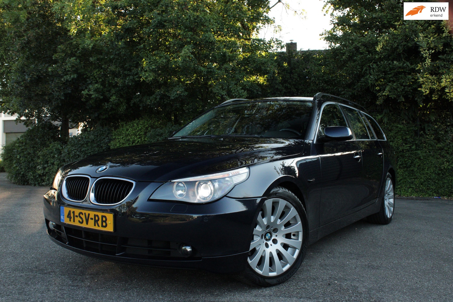 BMW 5-serie Touring - 525i High Executive | Pano | CarPlay | Memory | Leder - AutoWereld.nl