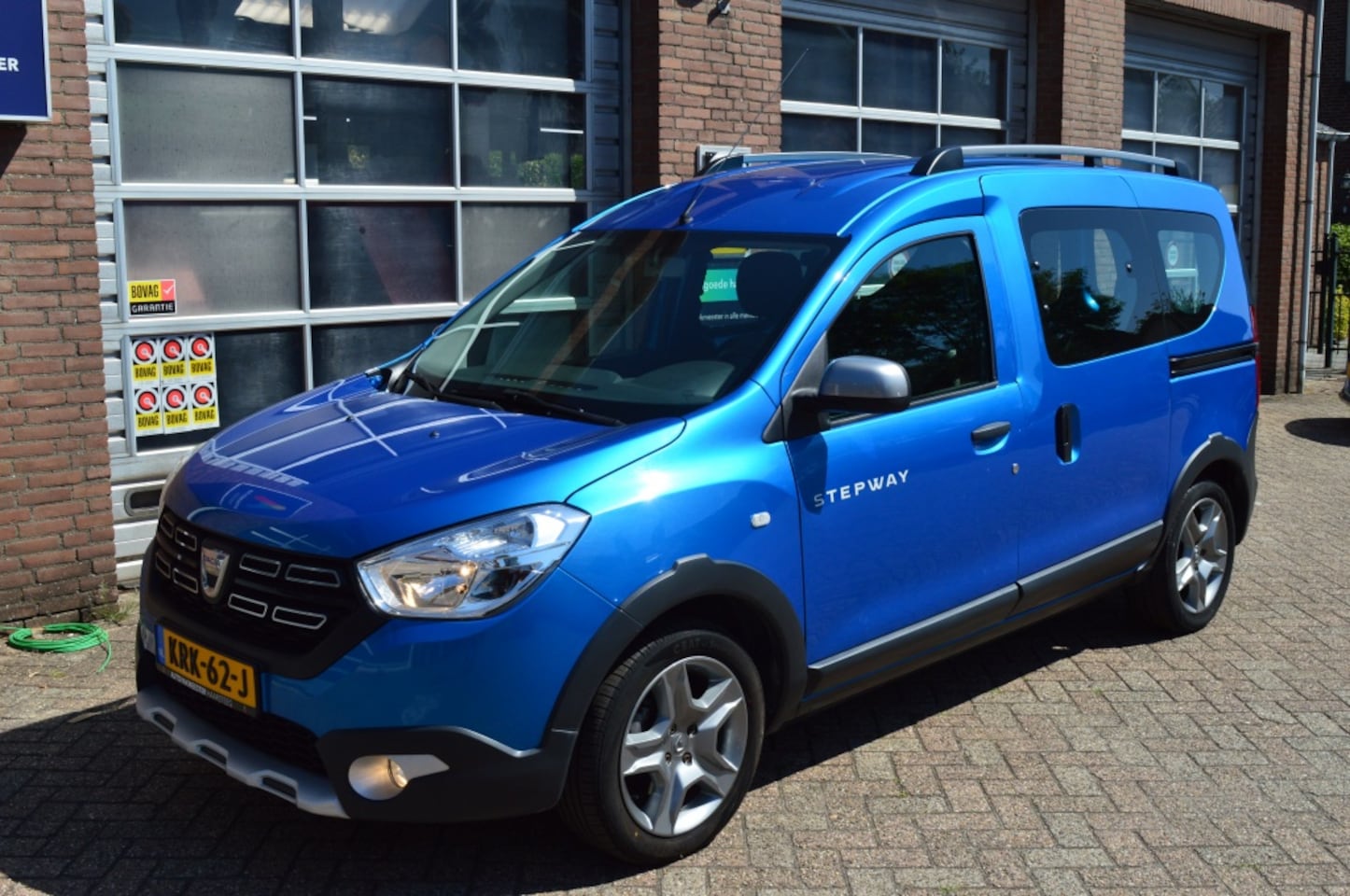 Dacia Dokker - 1.2 TCe S&S Ambiance, Airco, Navigatie,Cruise controle, Pdc - AutoWereld.nl