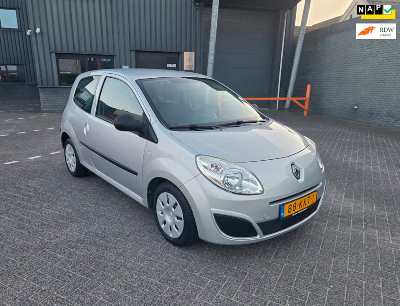 Renault Twingo - 1.2 Authentique Airco! NAP! - AutoWereld.nl