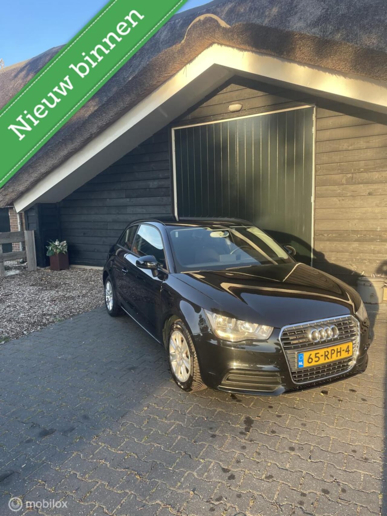 Audi A1 - 1.2 TFSI Attraction Pro Line Business 1.2 TFSI Attraction Pro Line Business, navigatie, - AutoWereld.nl