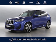 BMW X1 - xDrive23i 204pk Automaat / Navigatie . Elek. Achterklep / Camera