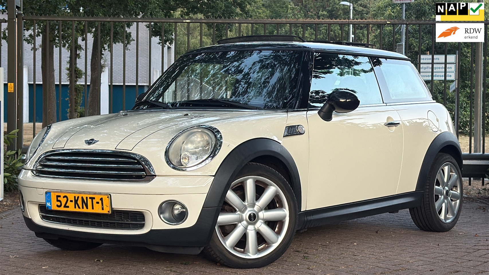 MINI 3-Deurs - 1.4 One Anniversary MK II - AutoWereld.nl