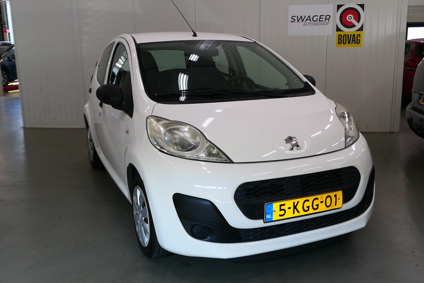 Peugeot 107 - 1.0 68PK 5D Access (1ste eigenaars) - AutoWereld.nl
