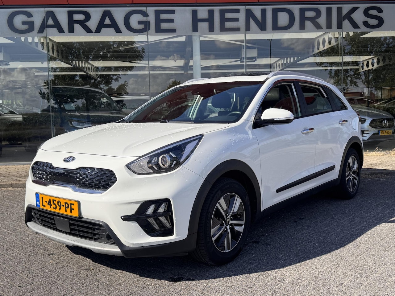 Kia Niro - 1.6 GDi Hybrid DynamicLine Sky | Schuifdak | Climate | Adaptive CC | Navi | Camera | - AutoWereld.nl