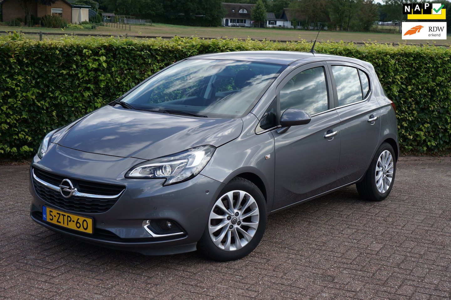 Opel Corsa - 1.0 Turbo Cosmo|2e Eigenaar|Historie|Clima|Nap|Camera - AutoWereld.nl
