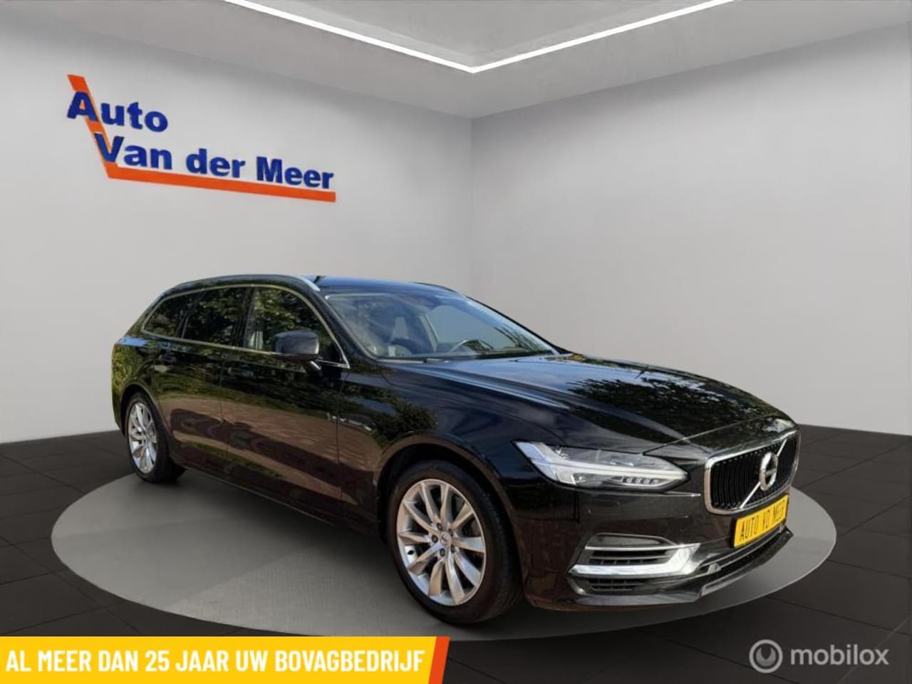 Volvo V90 - 2.0 T8 AWD Inscription/ Navigatie / Trekhaak / All in prijs - AutoWereld.nl