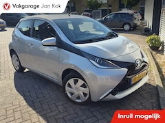 Toyota Aygo - 1.0 VVT-i x-play automaat, camera