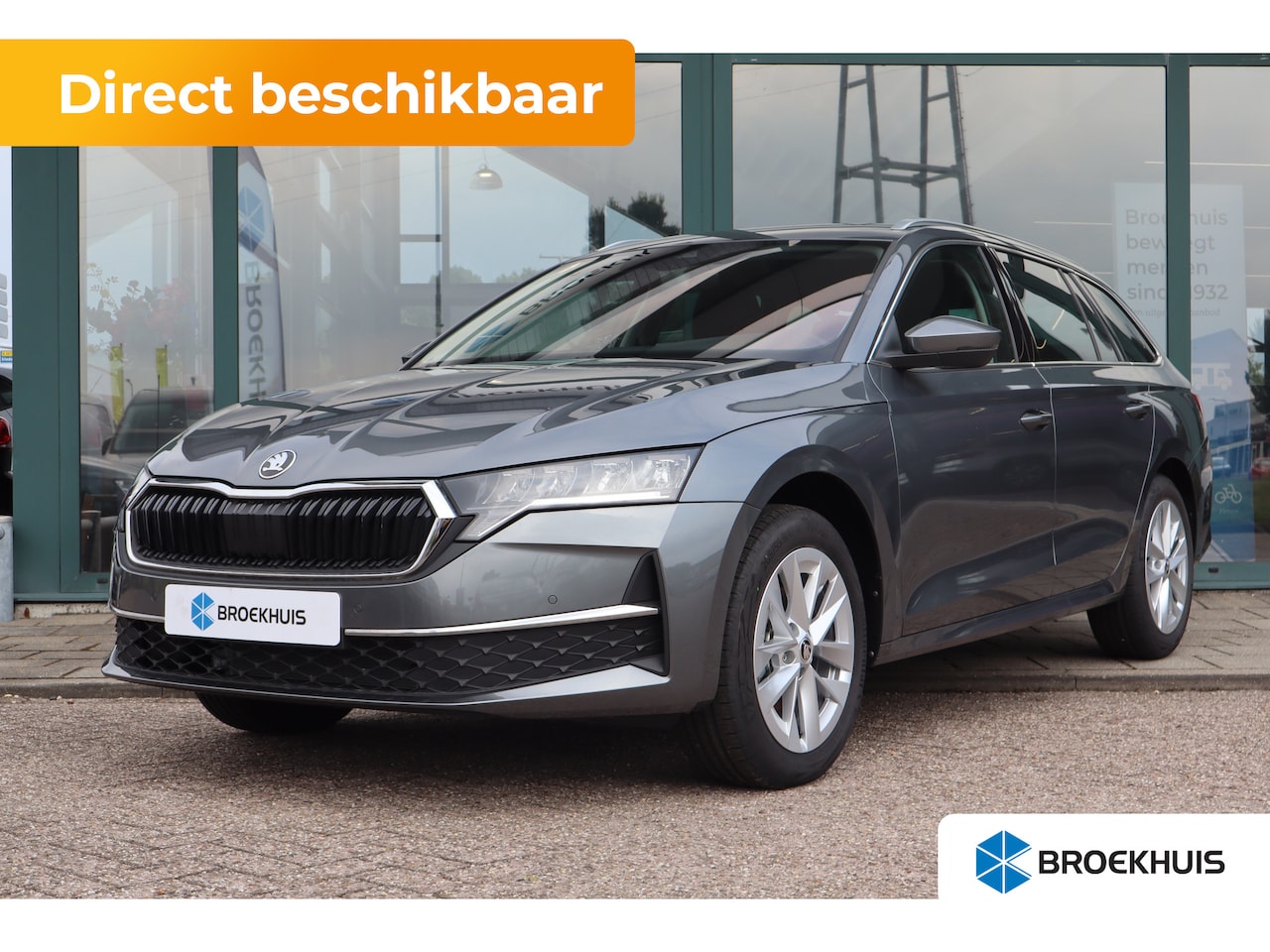 Skoda Octavia Combi - Business Edition | Achteruitrijcamera | Chromen grille | Cruise control met speedlimiter - AutoWereld.nl
