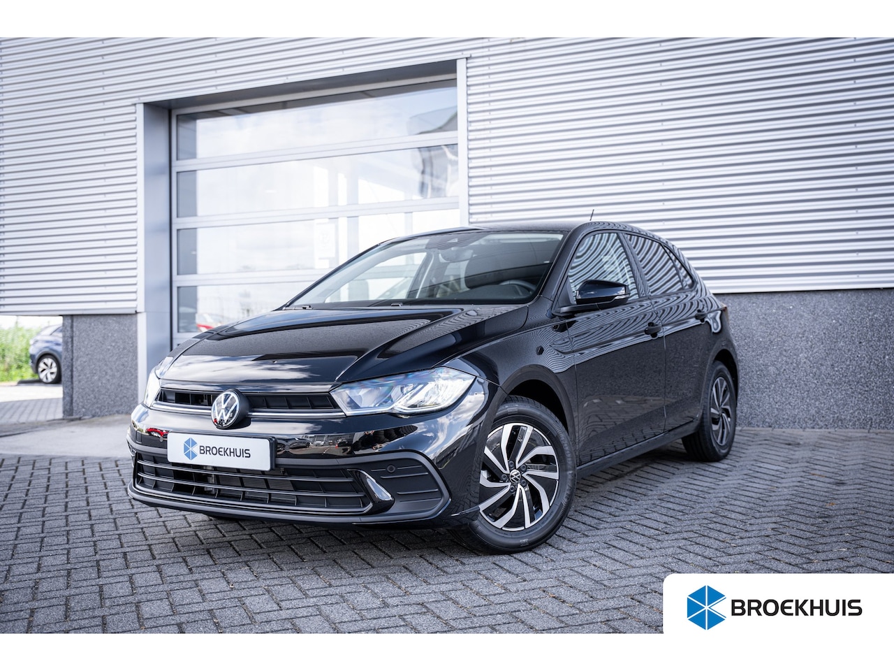 Volkswagen Polo - Life Edition | Achteruitrijcamera (Rear View) | Parkeersensoren voor en achter (Park Dista - AutoWereld.nl