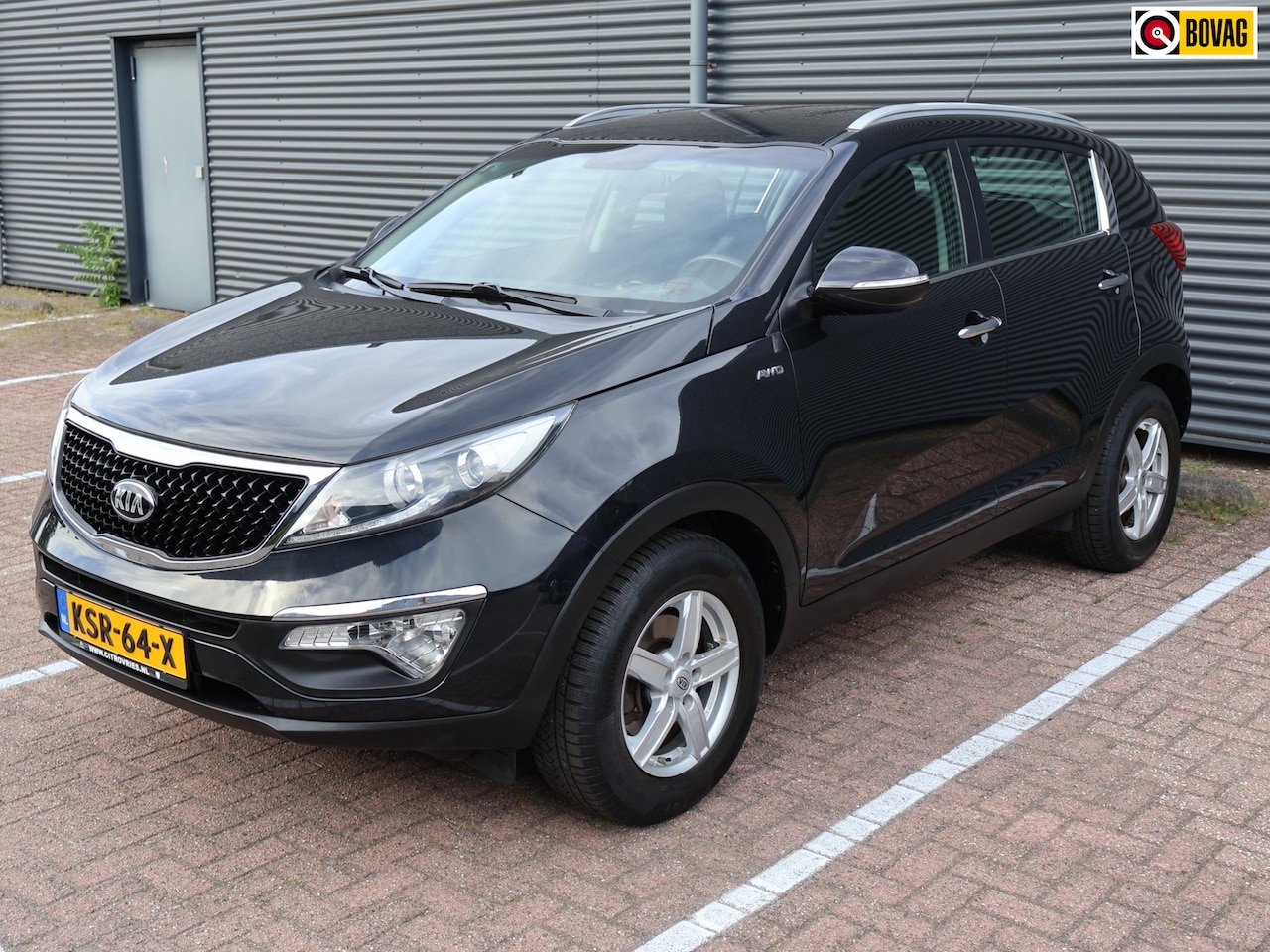 Kia Sportage - 2.0 Plus Pack AWD Camera PDC Airco Cruise Trekhaak - AutoWereld.nl