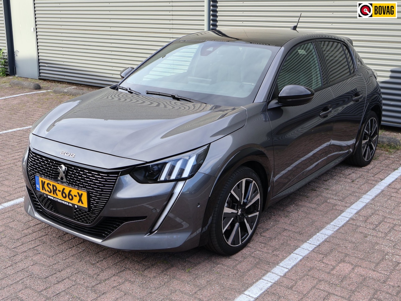 Peugeot 208 - 1.2 PureTech GT Leder Apple Carplay Pano PDC Airco Cruise Camera Trekhaak Garantie - AutoWereld.nl