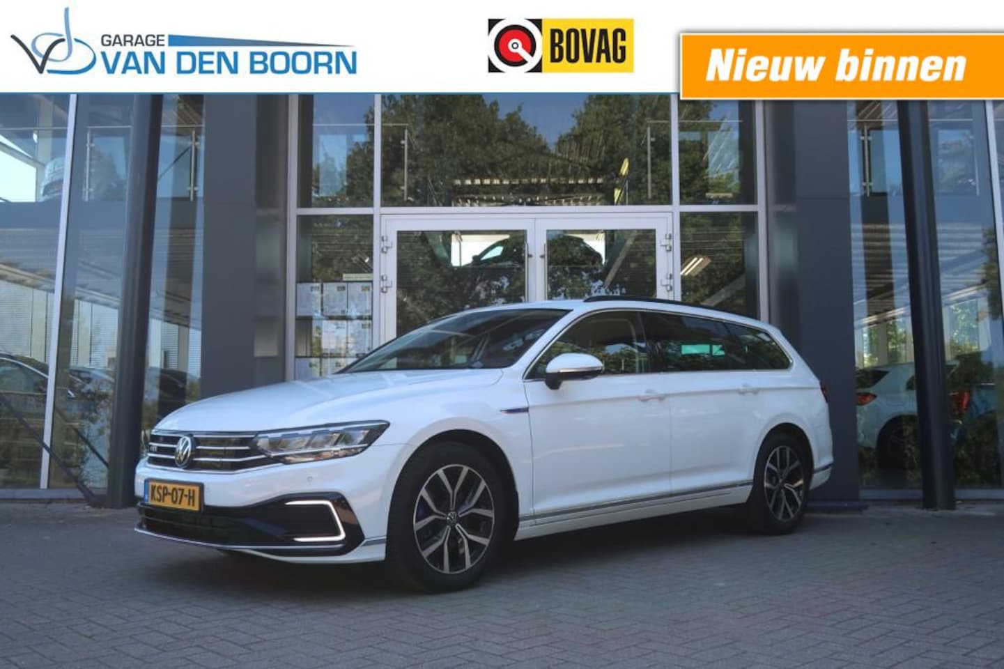 Volkswagen Passat - 1.4 GTE, PHEV, Stoelverw, 360 Camera, Elektro achterklep,  4-Zone Airco etc. - AutoWereld.nl