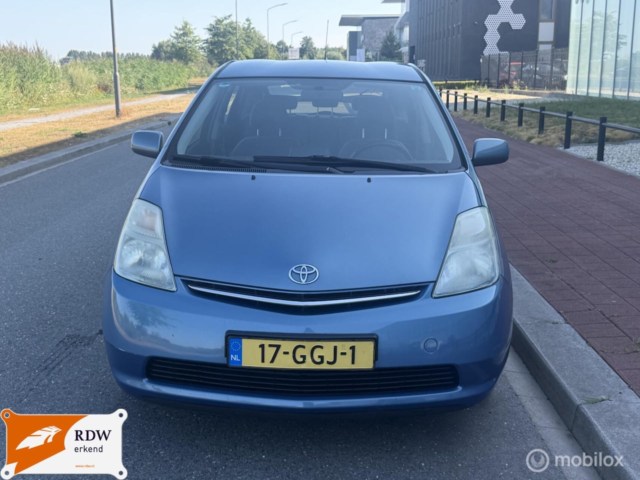 Toyota Prius - 1.5 VVT-i Comfort 1.5 VVT-i Comfort - AutoWereld.nl