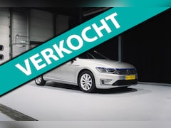 Volkswagen Passat - 1.4 TSI GTE Highline | Wordt geleverd met NIEUWE DISTRIBUTIE | Climate control | Carplay |