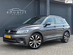 Volkswagen Tiguan - 1.5 TSI ACT Highline Business R-Line, Panodak, 360, Elek. Trekhaak, Dealer onderhouden
