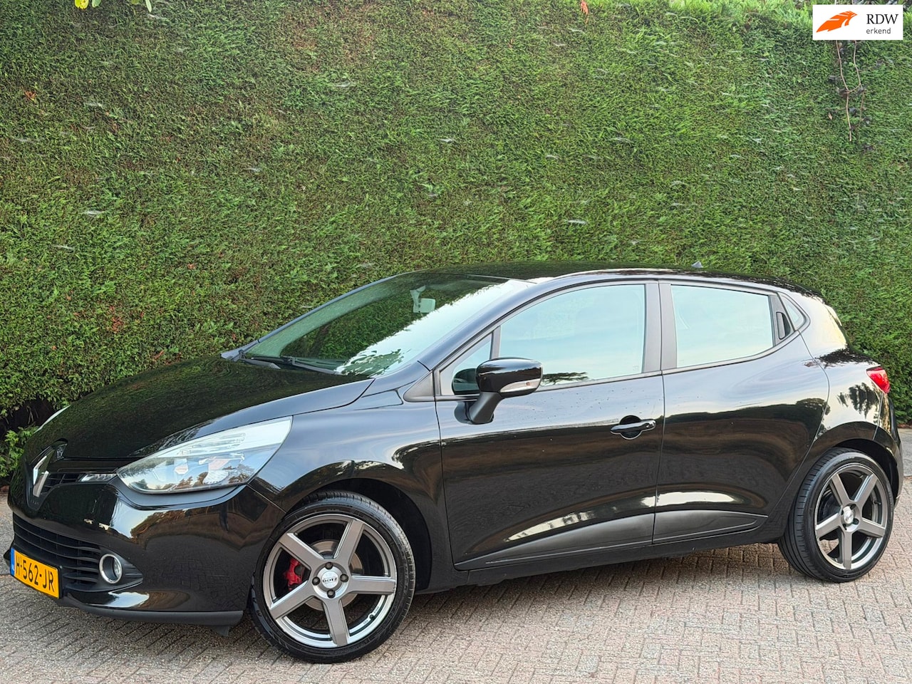 Renault Clio - 0.9 TCe AIRCO/RIJDT GOED/LM VELGEN/NETTE AUTO!! - AutoWereld.nl