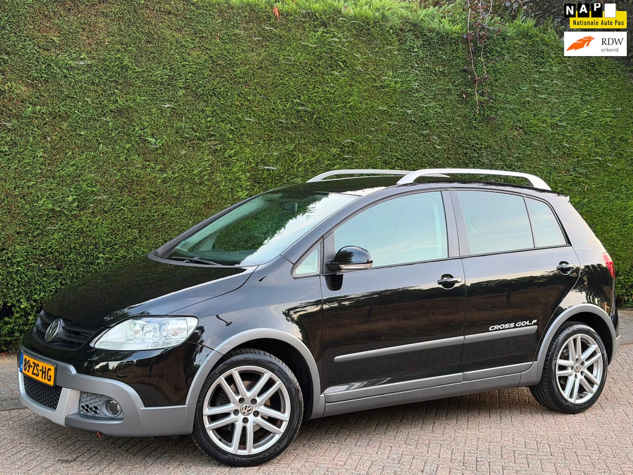Volkswagen Golf - 1.4 TSI Cross AIRCO/STOELVERW/PDC/CARPLAY!! - AutoWereld.nl