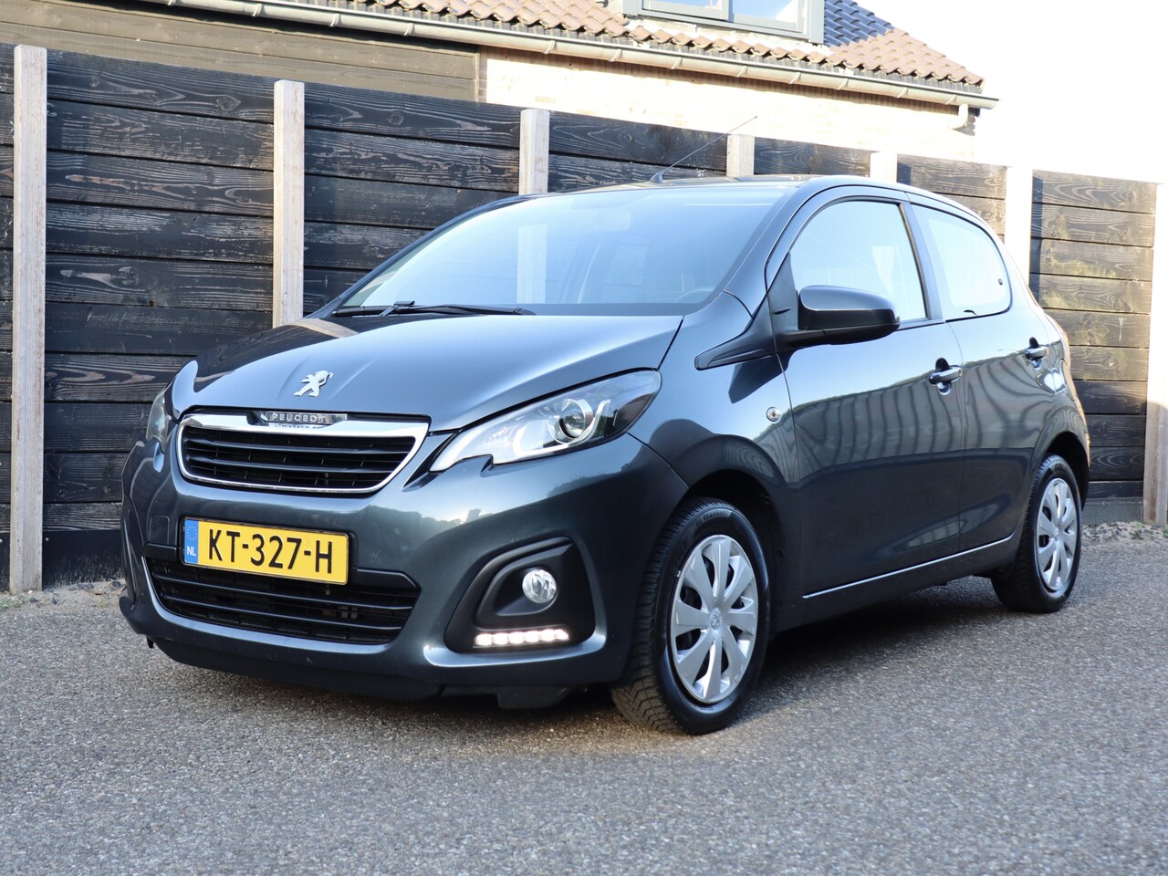 Peugeot 108 - 1.0 e-VTi Active airco | bluetooth - AutoWereld.nl