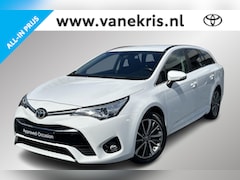 Toyota Avensis Touring Sports - 1.8 VVT-i Lease Pro, Automaat, Trekhaak , Stoelverwarming, Camera