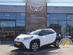 Toyota Aygo X - PULSE NL-AUTO 1E EIGENAAR CLIMA NAVI APPLE/ANDROID LM-VELGEN ALL-SEASON PRIVACY-GLASS