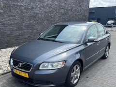 Volvo S40 - 2.4i Nieuwe apk- LPG G3
