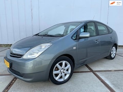 Toyota Prius - 1.5 VVT-i 5drs Clima - NAP - Orig.NL-auto - Lm velgen - Clima - isofix - Ruime en sterke a