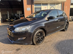 Volkswagen Polo - 1.4-16V Highline 5 Deurs