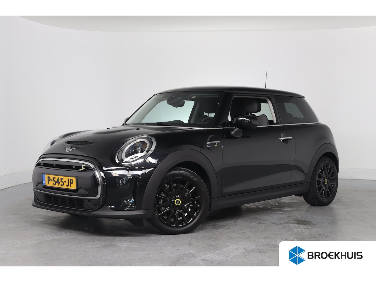 MINI Electric - Yours 33 kWh | LED | Half Leder | Sportstoelen | Sfeerverlichting | Clima | Navi | Cruise - AutoWereld.nl