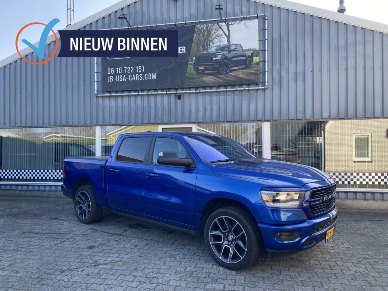 Dodge Ram - 5.7 V8 4x4 SPORT Pano-Dak L-Vering - AutoWereld.nl