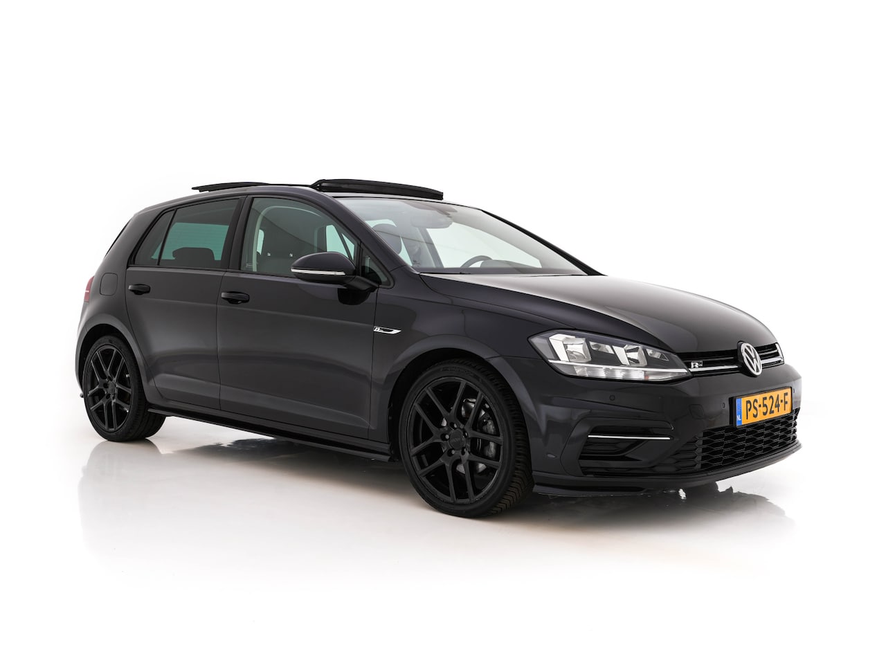 Volkswagen Golf - 1.6 TDI R-Line Highline Business Aut. *PANO | MICROFIBRE | ADAPTIVE-CRUISE | DIGI-COCKPIT - AutoWereld.nl