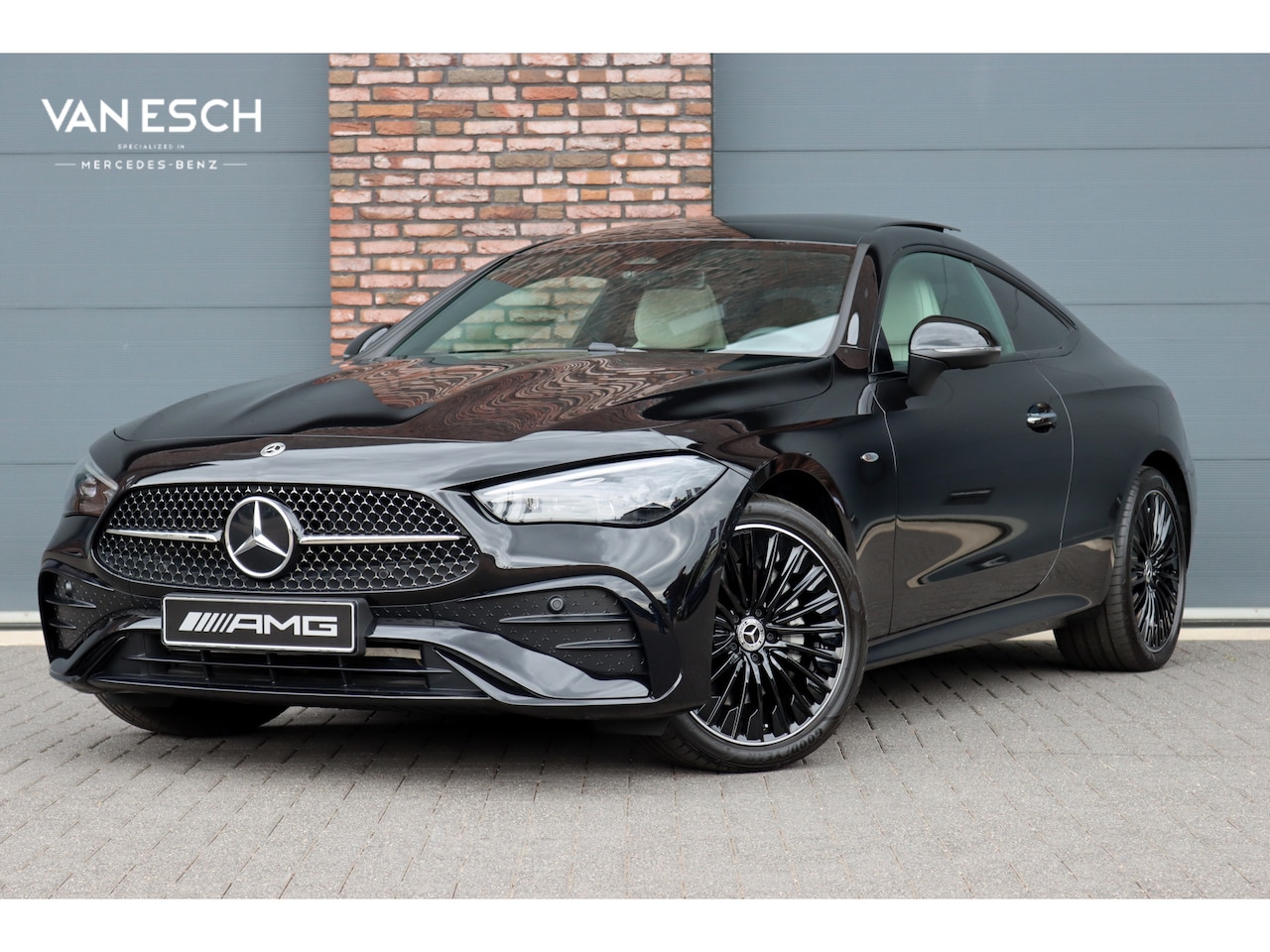 Mercedes-Benz CLE Coupé - 300 e AMG Line | Panoramadak | Distronic | Massage | Stoelventilatie | Digital Light | Ver - AutoWereld.nl