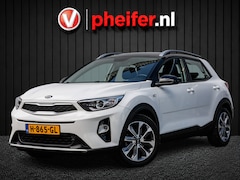 Kia Stonic - 1.0 T-GDi DynamicLine Trekhaak/ Camera/ Navigatie/ Carplay/ 17" lmv/ Cruise control/ Airco