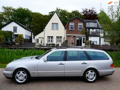 Mercedes-Benz E-klasse Combi - 240 6-Cilinder 170pk Youngtimer Aut. Clima Leder