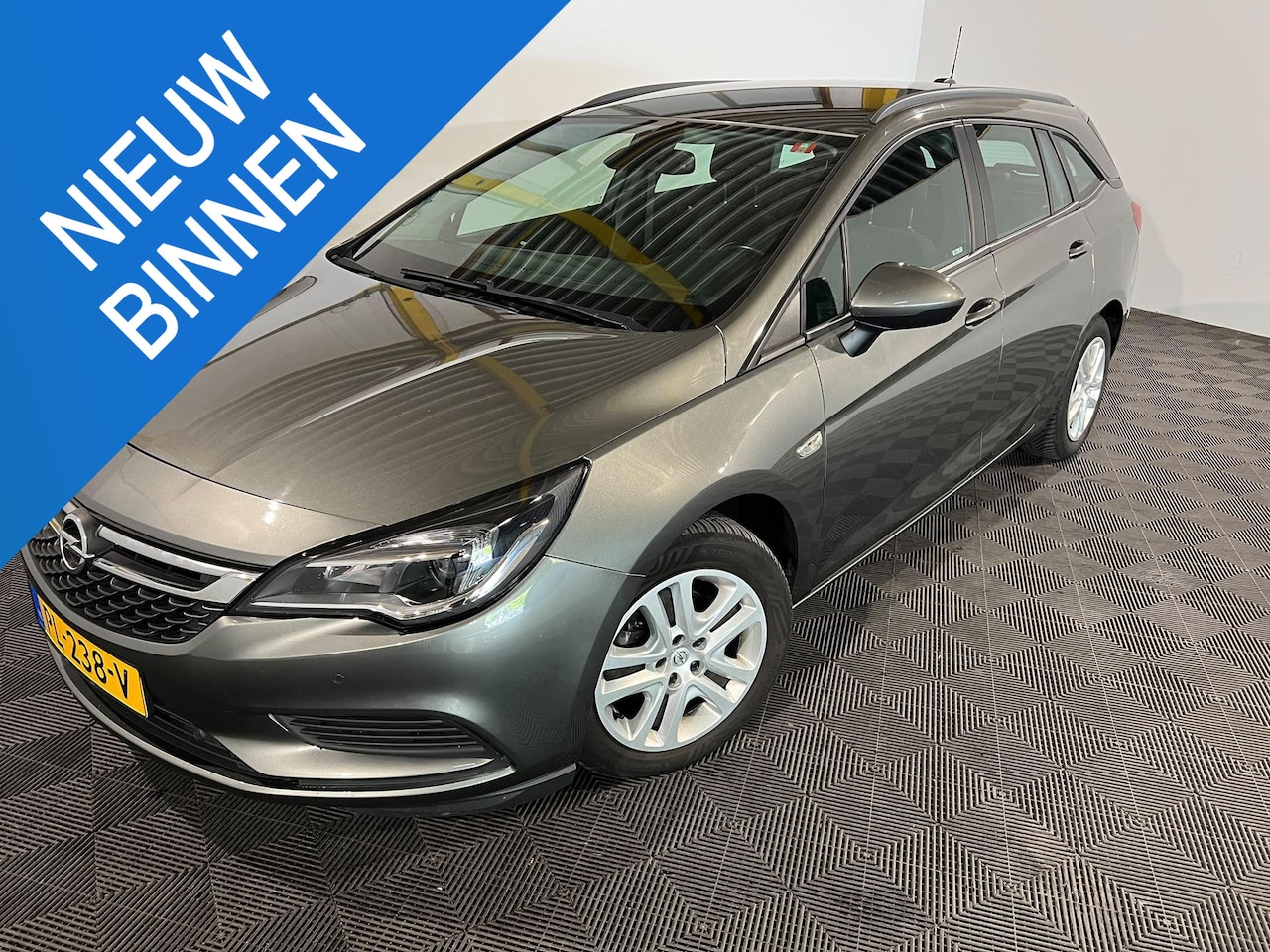 Opel Astra Sports Tourer - 1.6 CDTI Online Edition INCL. BTW/BPM - AutoWereld.nl