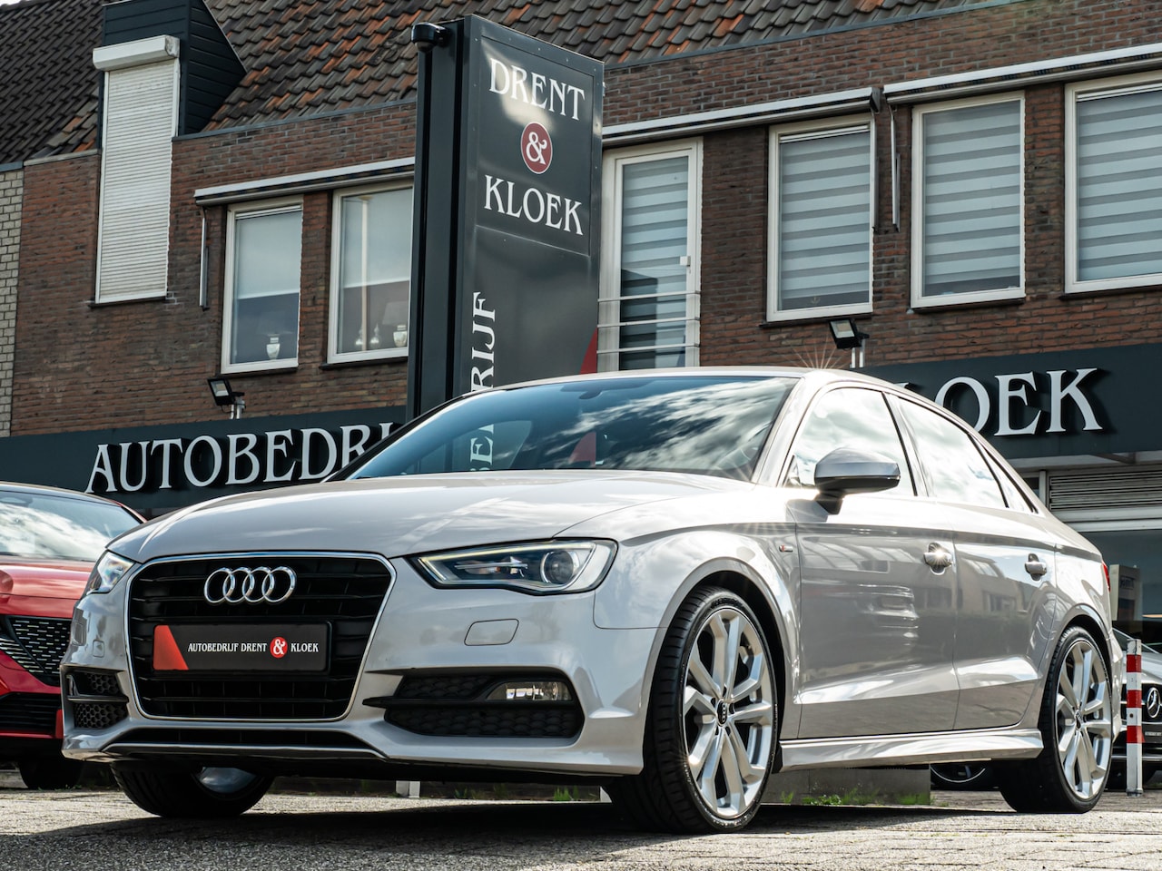 Audi A3 Limousine - 1.4 TFSI CoD Ambition Pro Line S-Line ORG NL 19 INCH XENON CRUISE - AutoWereld.nl