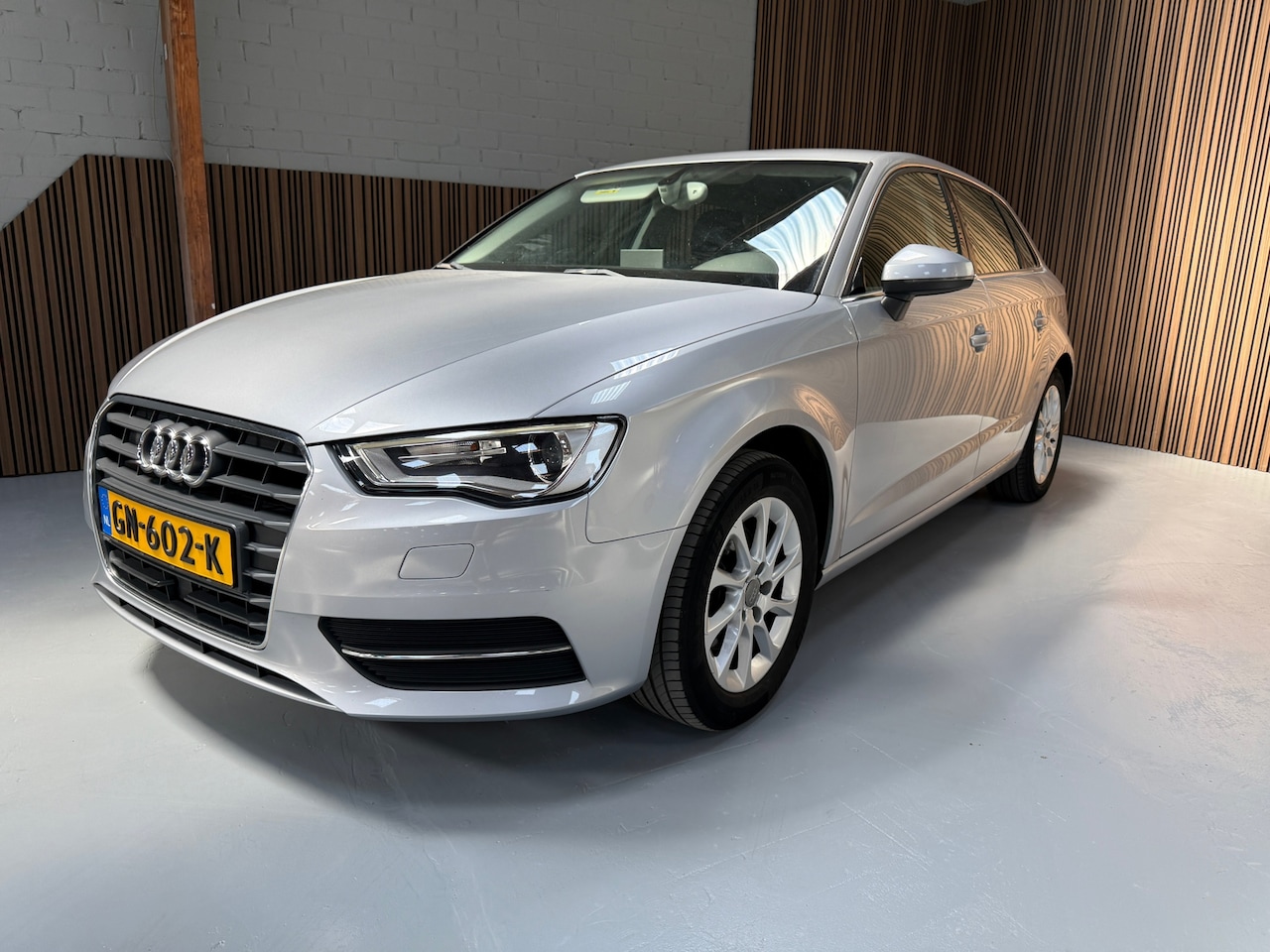 Audi A3 Sportback - 1.4 TFSI CoD Attraction Pro Line plus. Leer, Navi, MMI, Led, Cruise - AutoWereld.nl