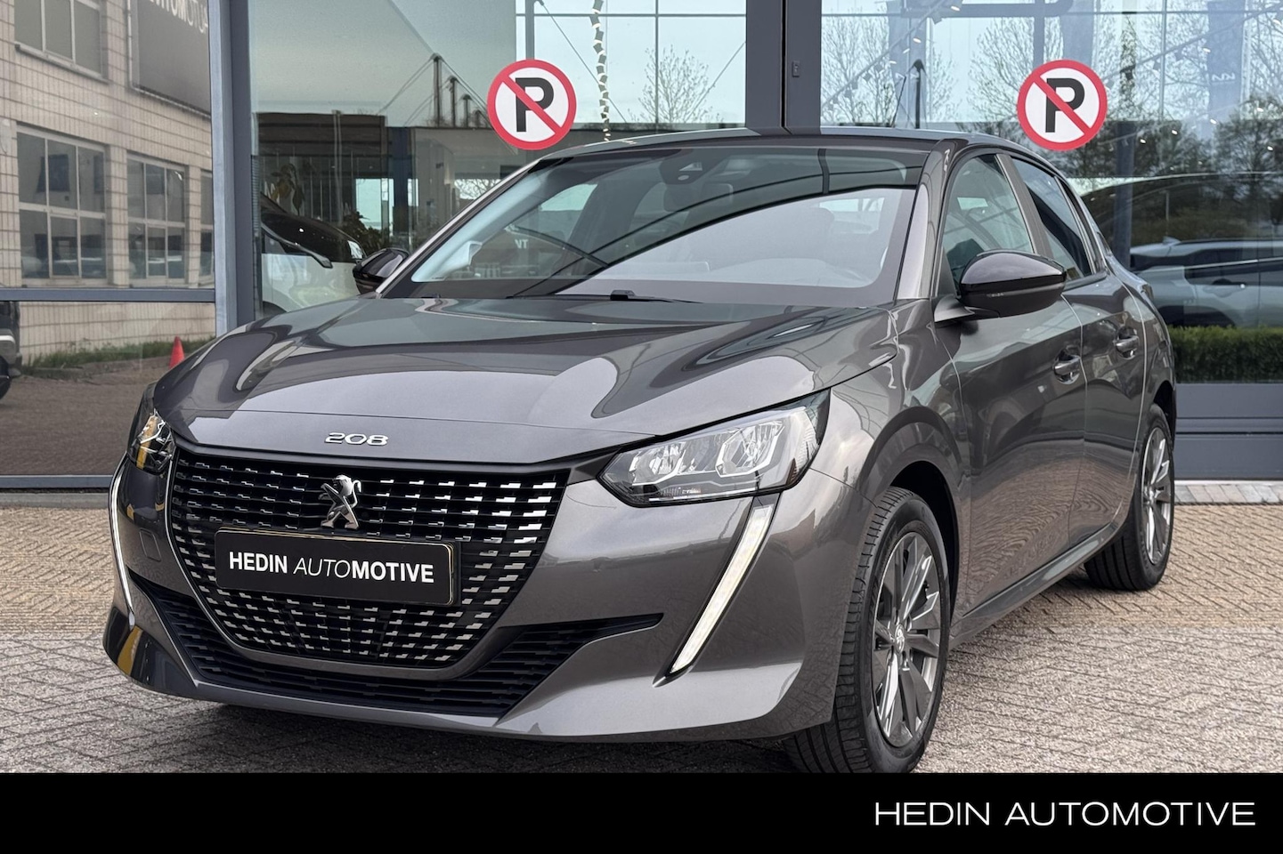 Peugeot 208 - 1.2 75PK Active Pack | Navigatie via App | Camera | Airconditioning | Cruise Control | App - AutoWereld.nl